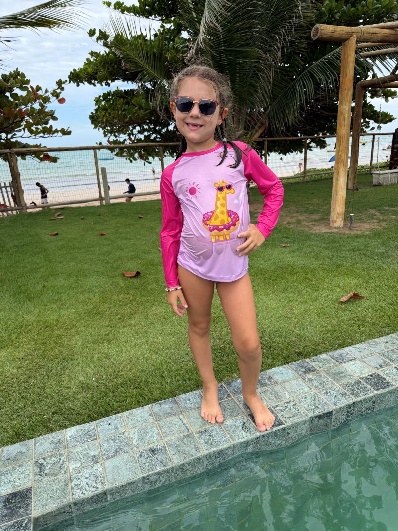 Conjunto Camiseta Manga Longa e Calcinha Milagres Estampa Gigi Praia