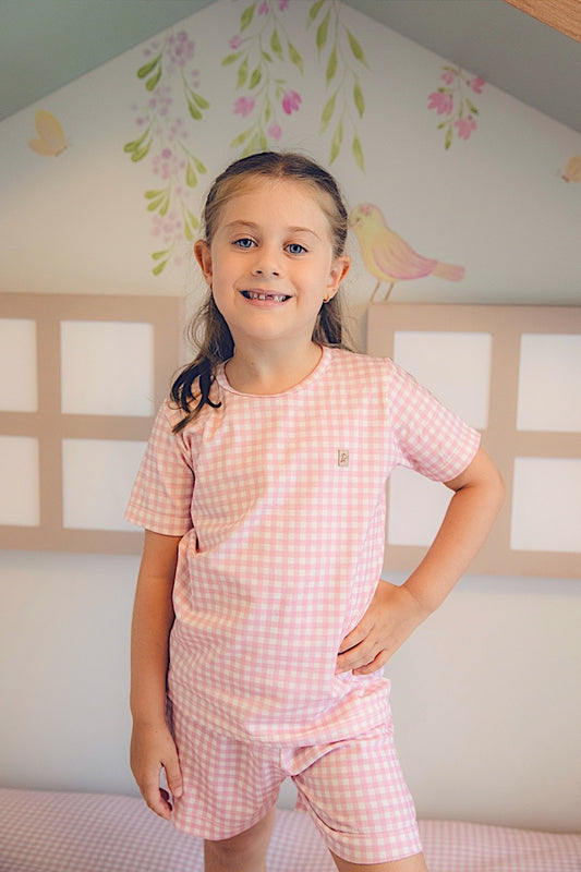 LEVES DEFEITOS - CONJUNTO CURTO CAMISETA E SHORTS XADREZ ROSA