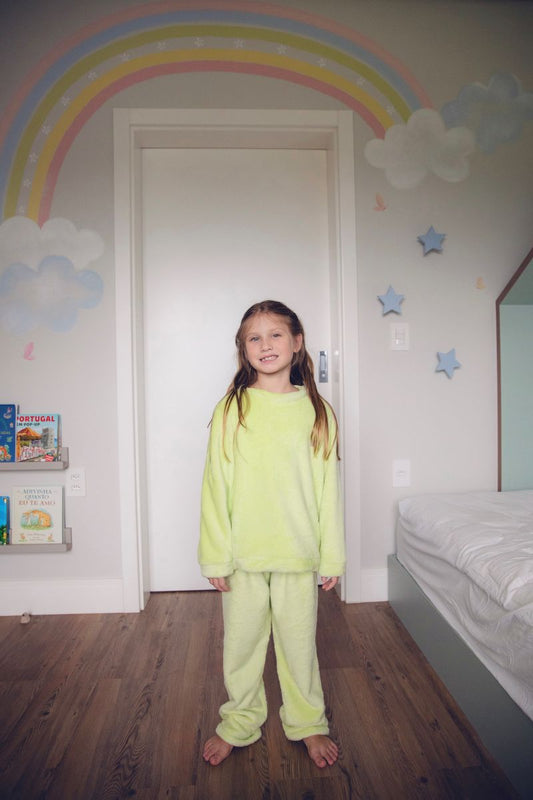 LEVES DEFEITOS - CASACO FLEECE NEON