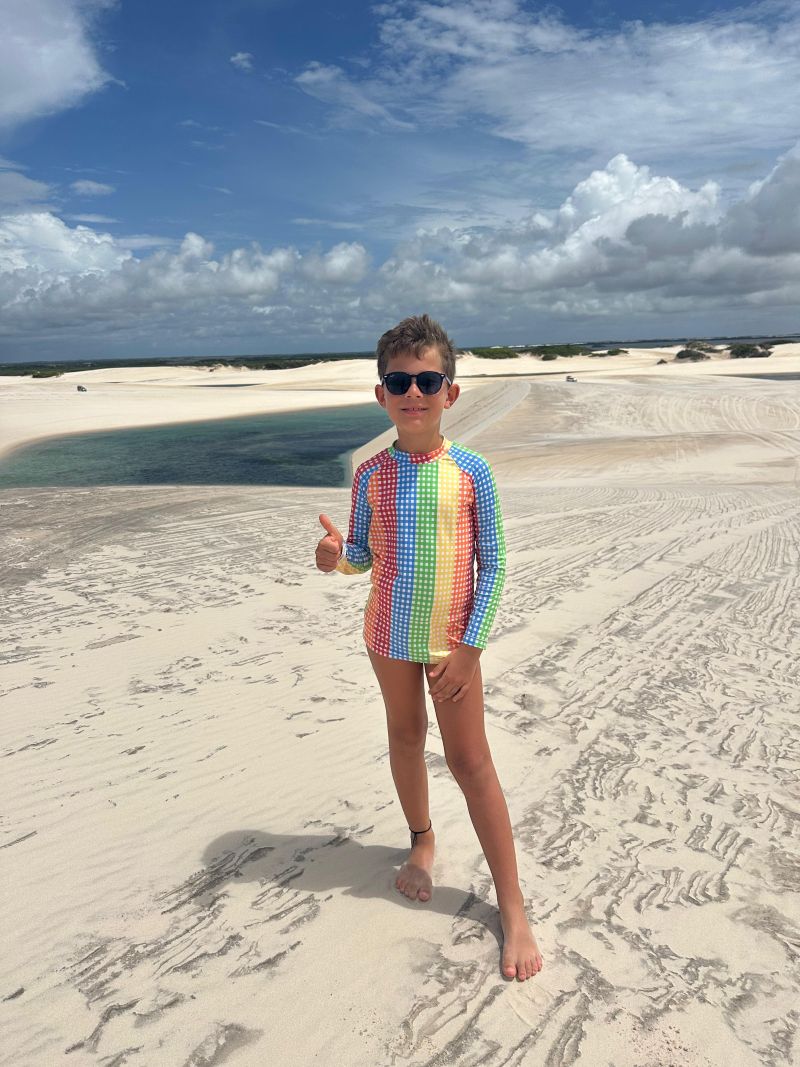 Conjunto Praia Camiseta e Sunga Boxer Xadrez Colorido Proteção UV50+