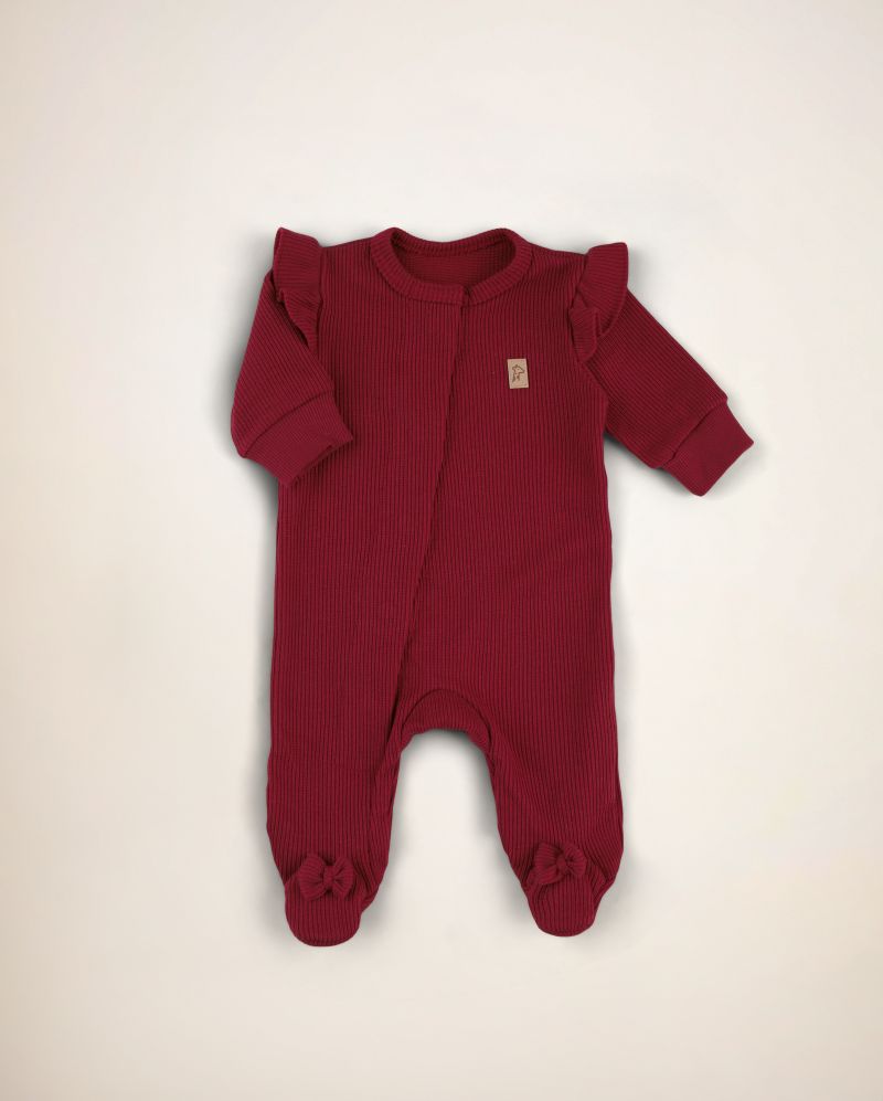 Macacão Magnético Tricô Vermelho Com Babado e Laço
