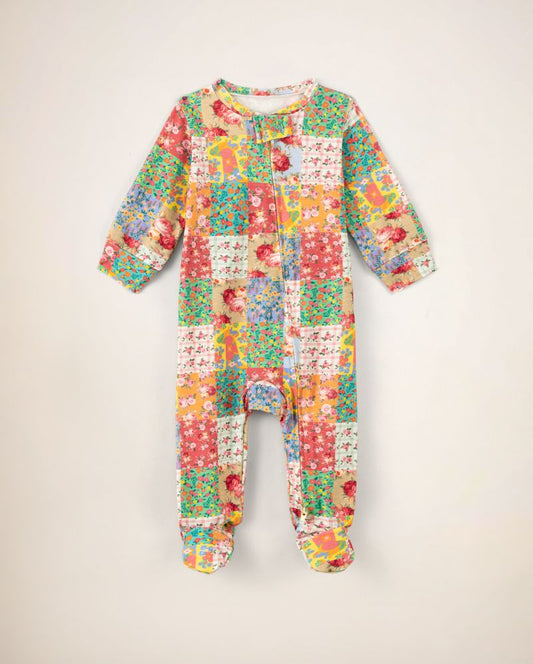 Macacão Zíper 2 Vias Estampa Patchwork Gigi