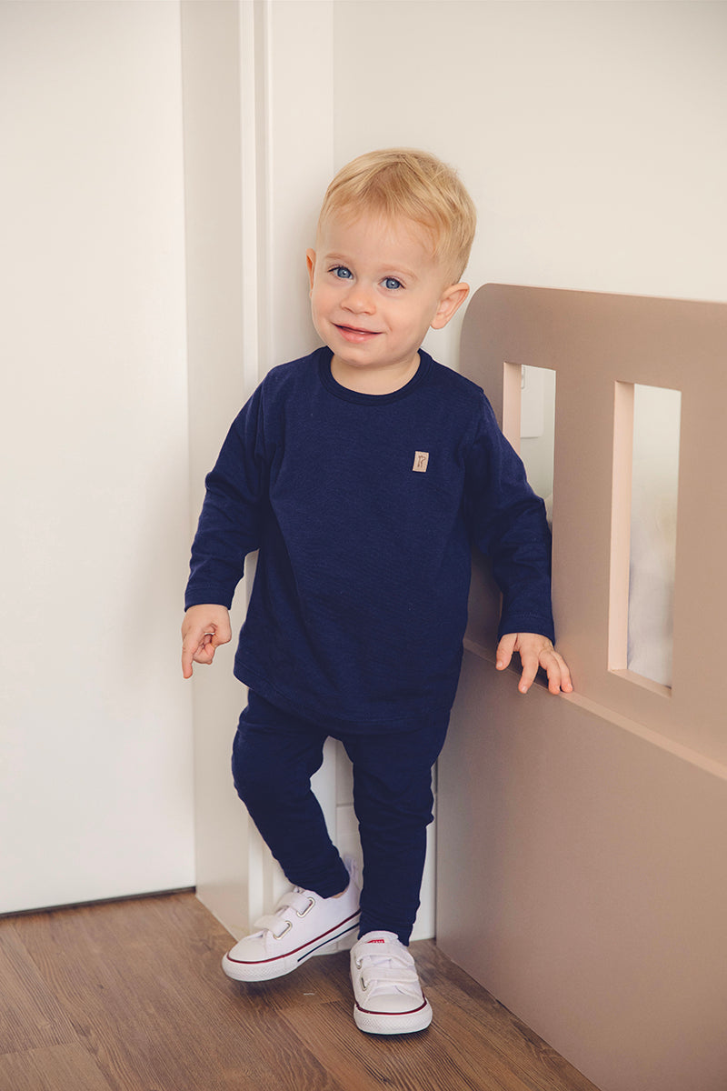 Conjunto Camiseta e Calça Slim Marinho